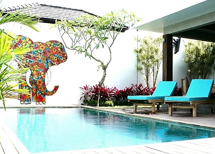 4quarters Luxury Pool ウマラス